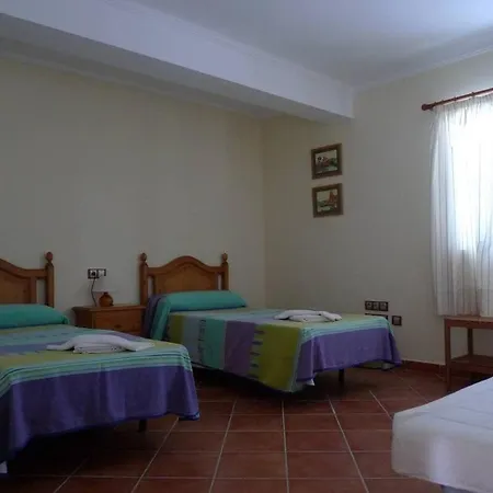 Con Piscina Privada A 200metros De La Playa