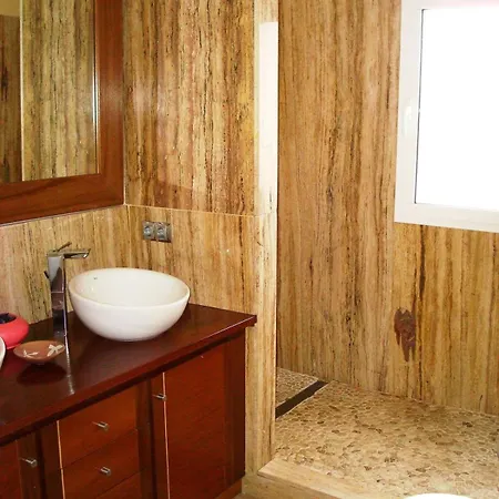 Villa Con Piscina Privada A 200metros De La Playa *